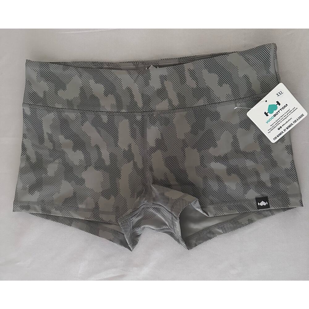 Wodbottom NWT Gray Reflective Camo Activewear shorts - size XXL